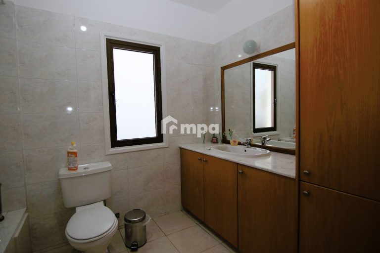4 Bedroom House for Rent in Latsia, Nicosia District