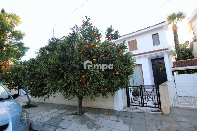 4 Bedroom House for Rent in Latsia, Nicosia District