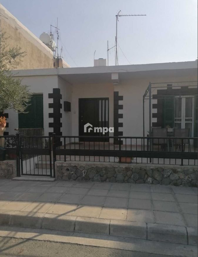 Cheap Houses and Villas for Sale Nicosia up to 300000 euro