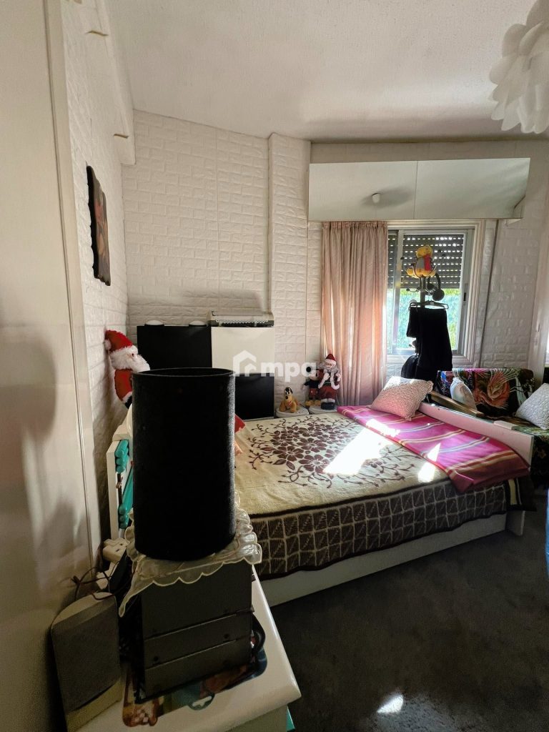 2 Bedroom Apartment for Sale in Agioi Omologites, Nicosia District