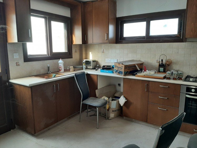 5 Bedroom House for Rent in Trachoni Lemesou, Limassol District