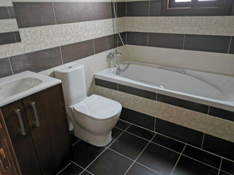 4 Bedroom House for Rent in Eptagoneia, Limassol District