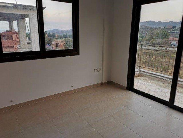 4 Bedroom House for Rent in Eptagoneia, Limassol District