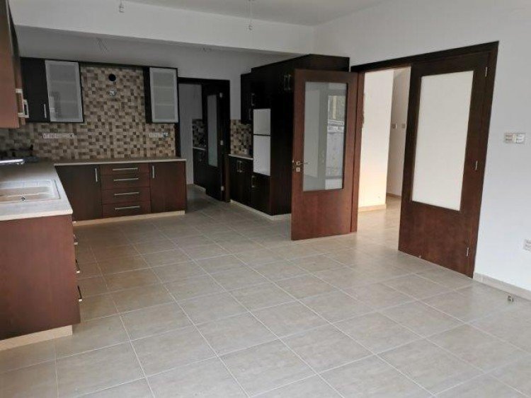 4 Bedroom House for Rent in Eptagoneia, Limassol District