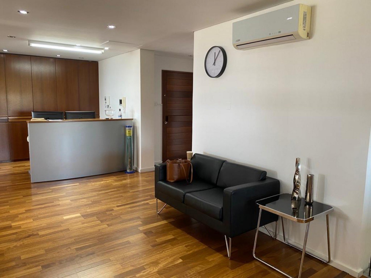 190m² Office for Rent in Limassol District