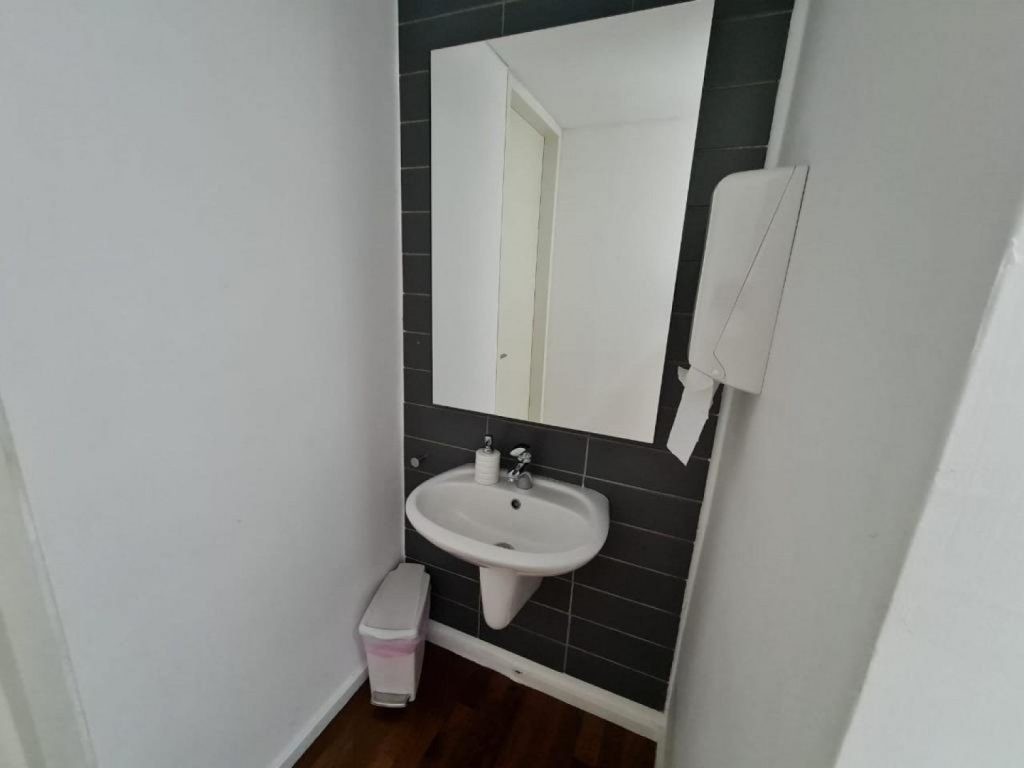 190m² Office for Rent in Limassol District