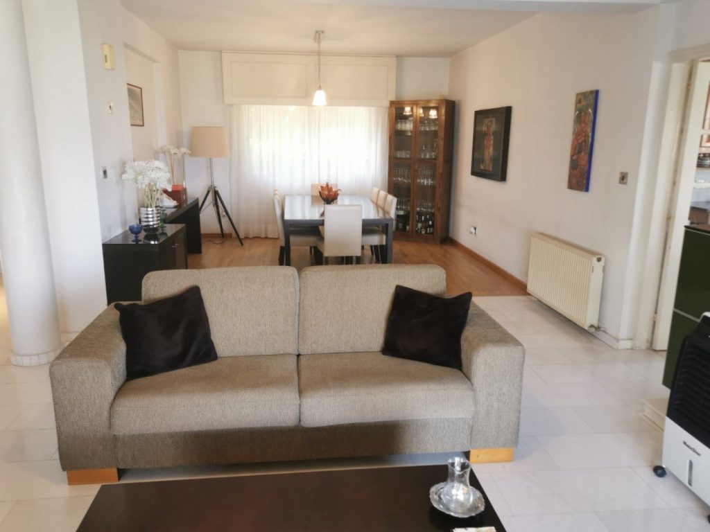 5 Bedroom House for Rent in Agios Tychonas, Limassol District