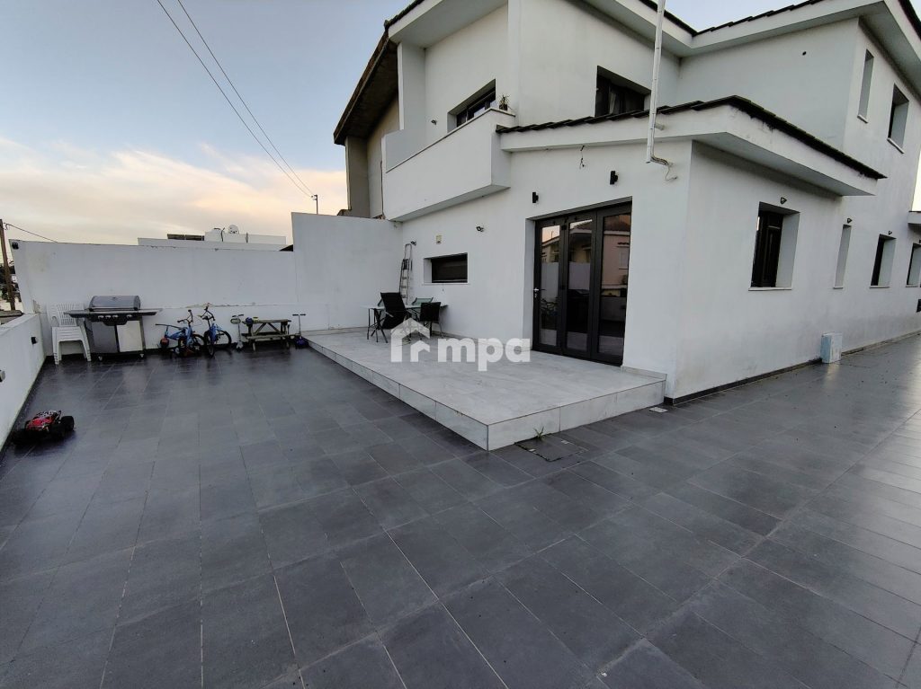 4 Bedroom House for Sale in Tseri, Nicosia District