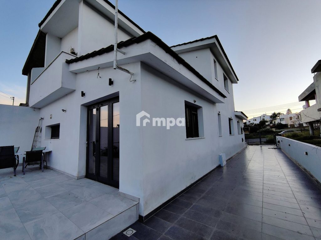 4 Bedroom House for Sale in Tseri, Nicosia District