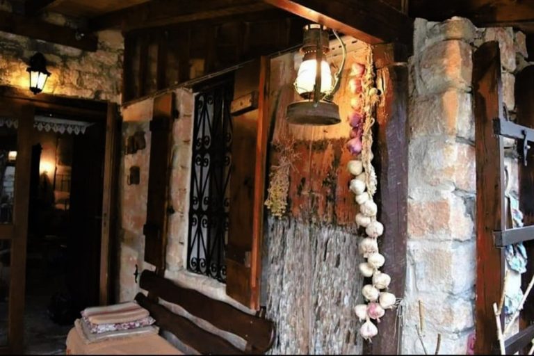 2 Bedroom House for Rent in Lofou, Limassol District