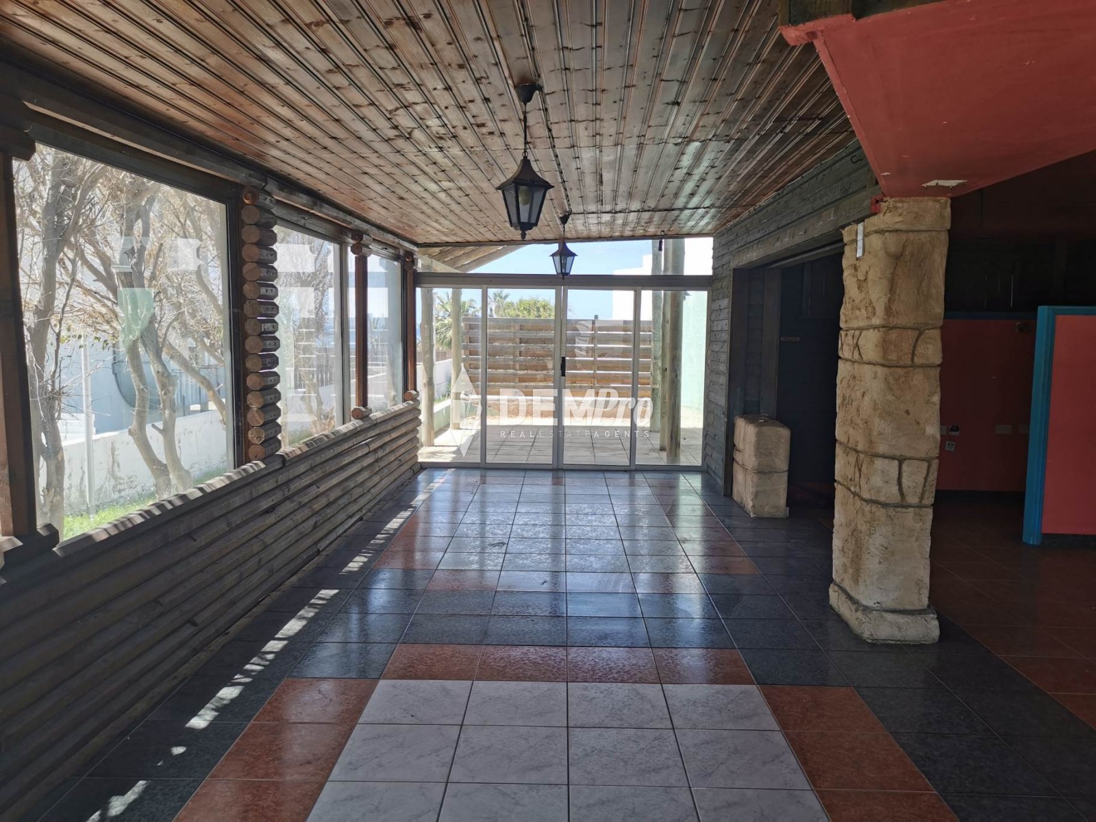 150m² Shop for Rent in Chlorakas, Paphos District
