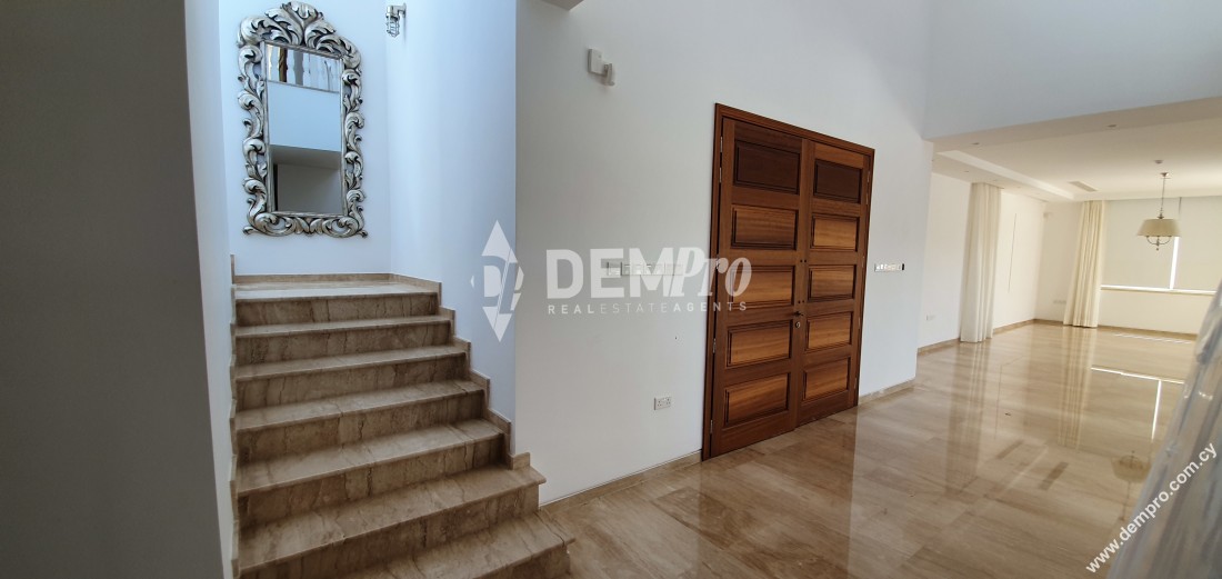 5 Bedroom House for Rent in Peyia, Paphos District