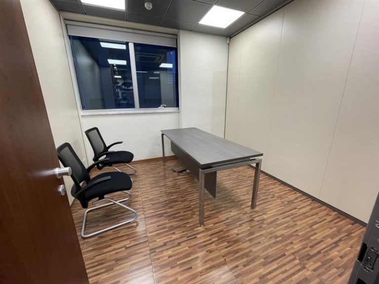 160m² Office for Rent in Strovolos, Nicosia District