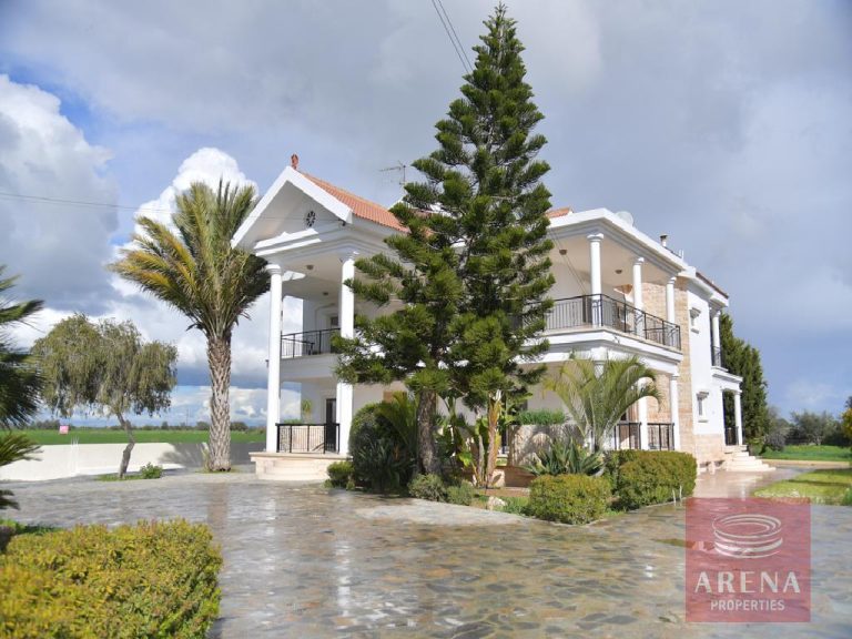 5 Bedroom Villa for Sale in Kiti, Larnaca District