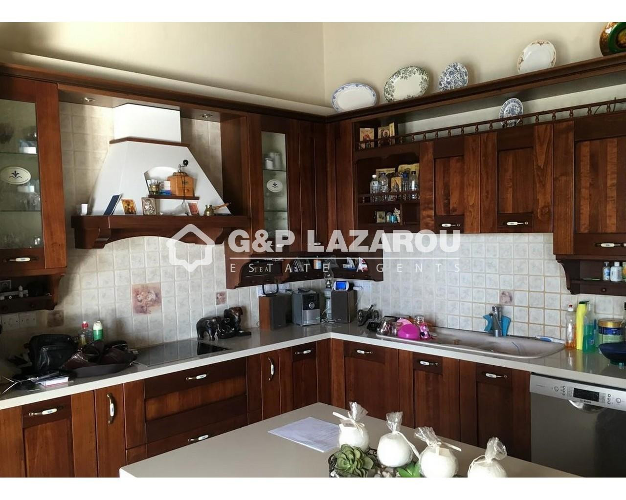 5 Bedroom House for Sale in Pentakomo, Limassol District