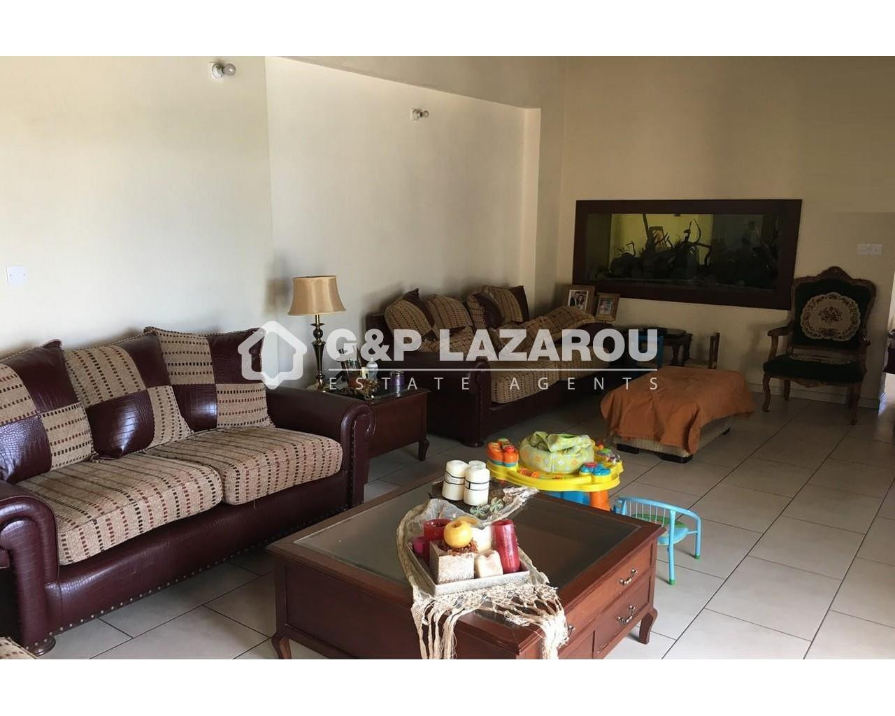 5 Bedroom House for Sale in Pentakomo, Limassol District