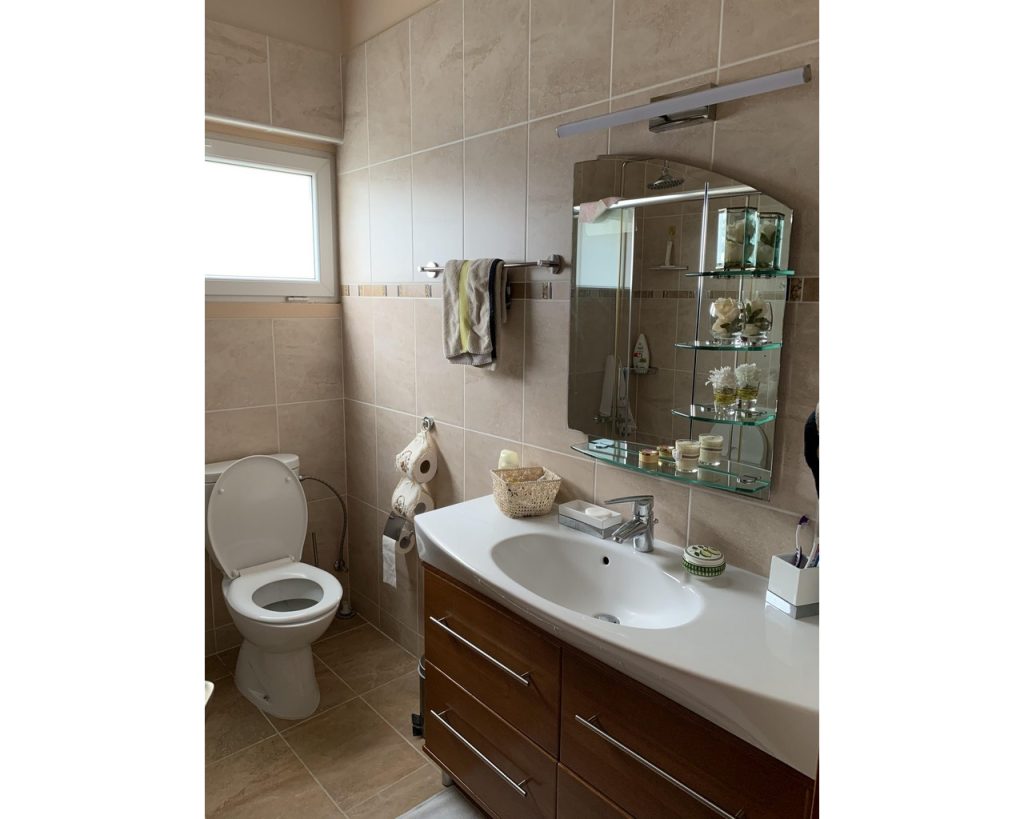 3 Bedroom Apartment for Sale in Agios Tychonas, Limassol District
