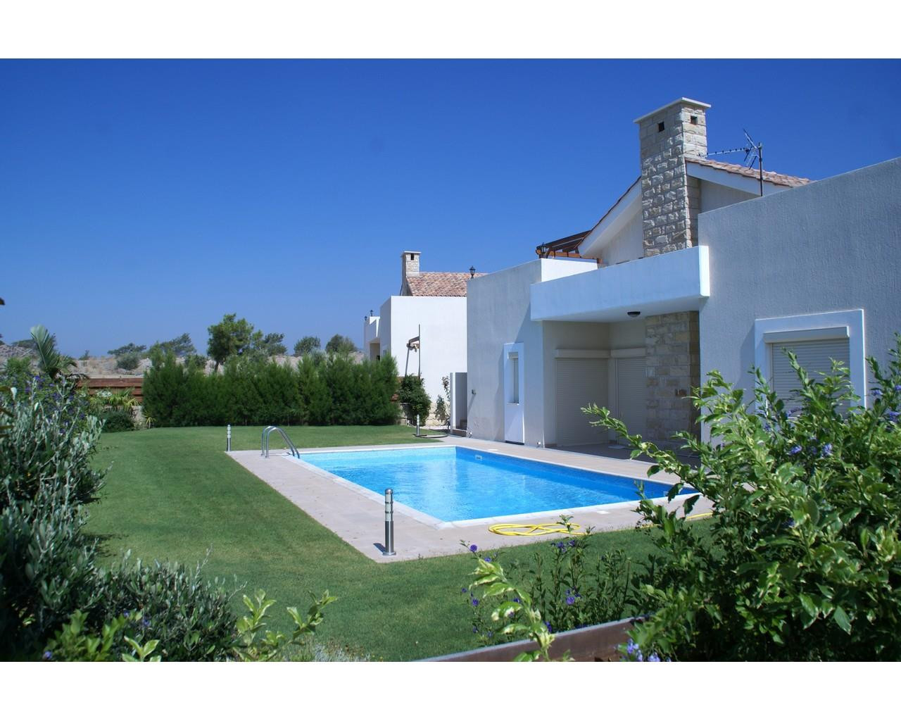 3 Bedroom House for Sale in Monagroulli, Limassol District