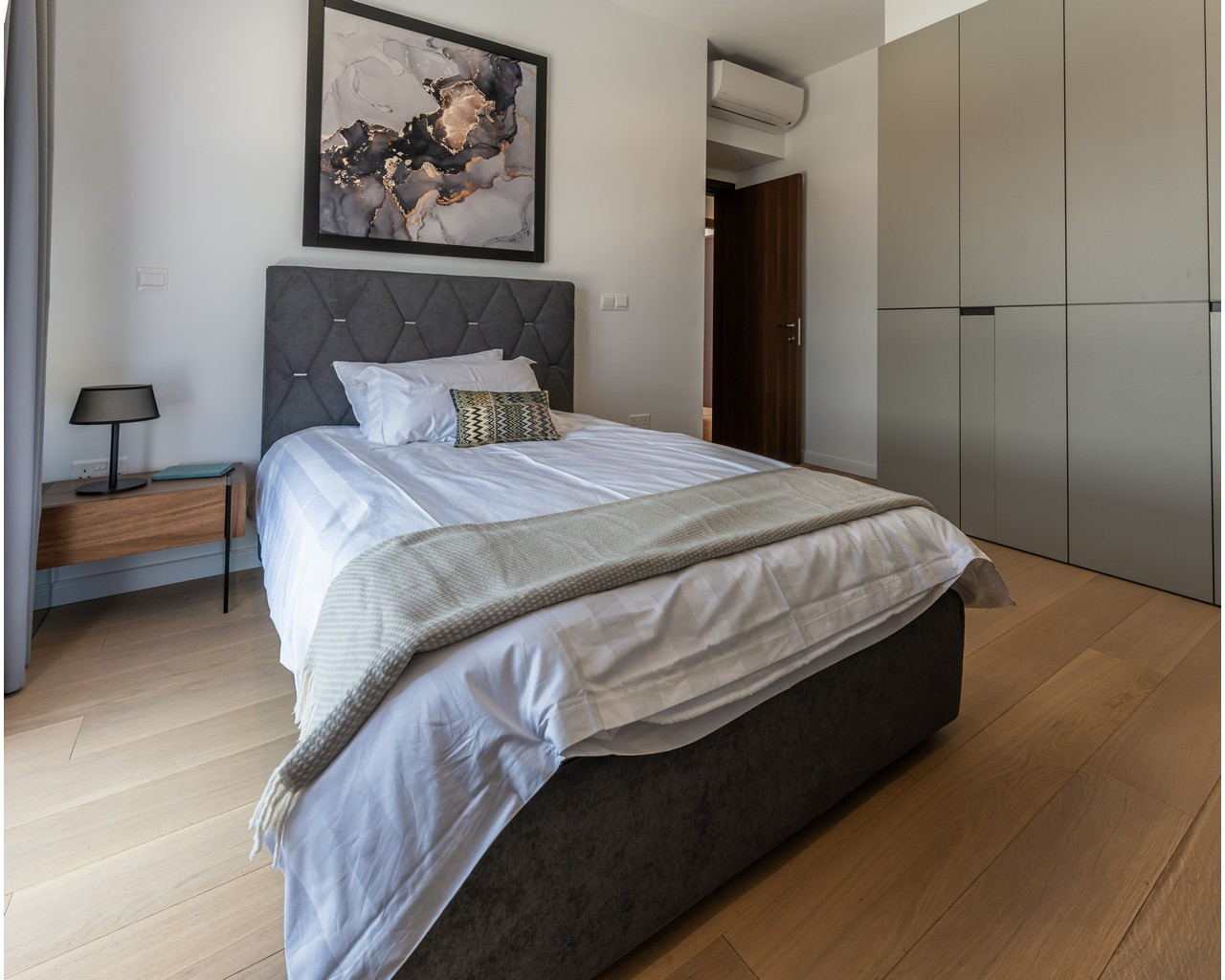 5 Bedroom Apartment for Sale in Potamos Germasogeias, Limassol District
