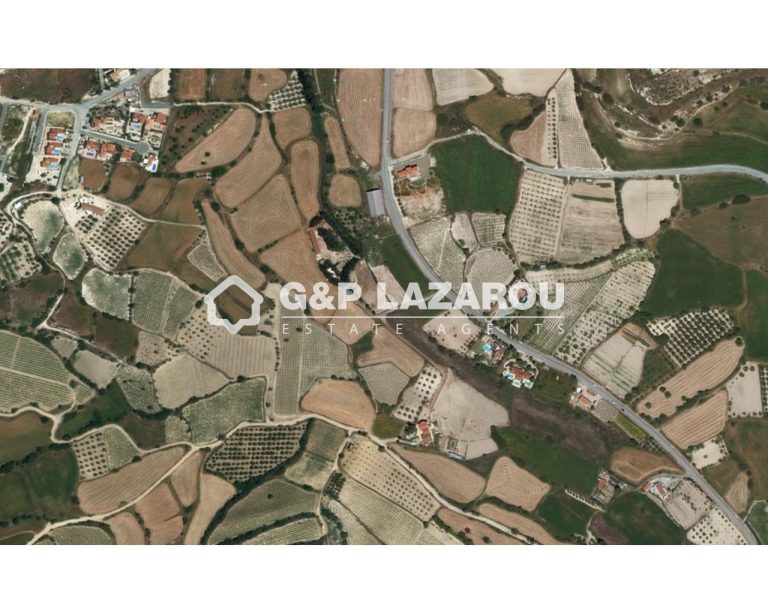 1,673m² Plot for Sale in Pissouri, Limassol District