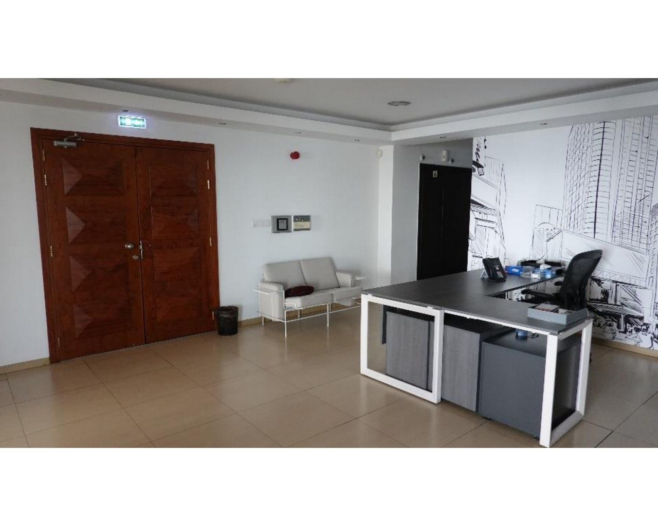 340m² Office for Rent in Agia Triada, Limassol District