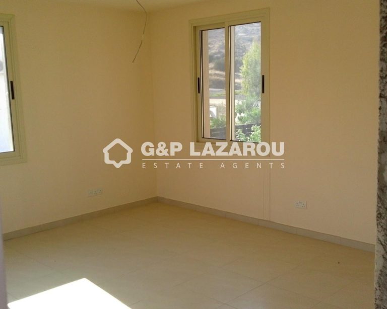 5 Bedroom House for Sale in Pyrgos Lemesou, Limassol District