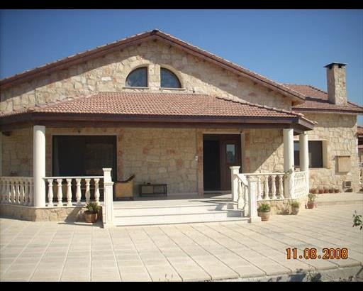 4 Bedroom House for Sale in Parekklisia, Limassol District
