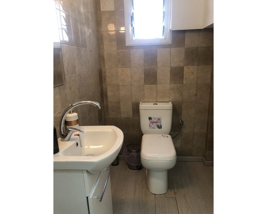250m² Office for Rent in Agios Tychonas, Limassol District