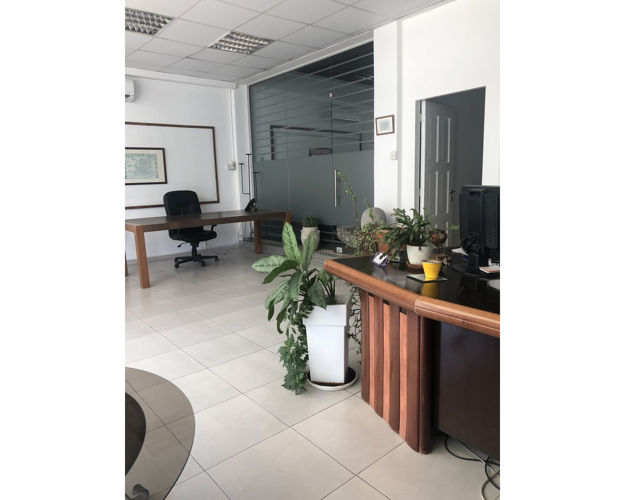 250m² Office for Rent in Agios Tychonas, Limassol District