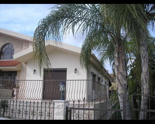 3 Bedroom House for Sale in Pentakomo, Limassol District