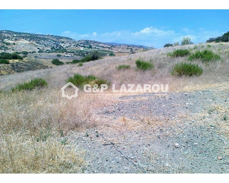 5,352m² Plot for Sale in Parekklisia, Limassol District