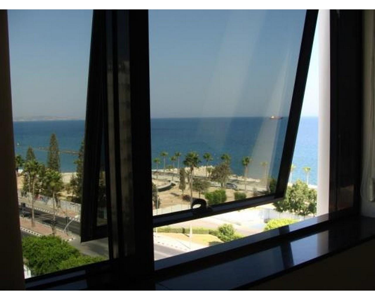 160m² Office for Rent in Agia Triada, Limassol District