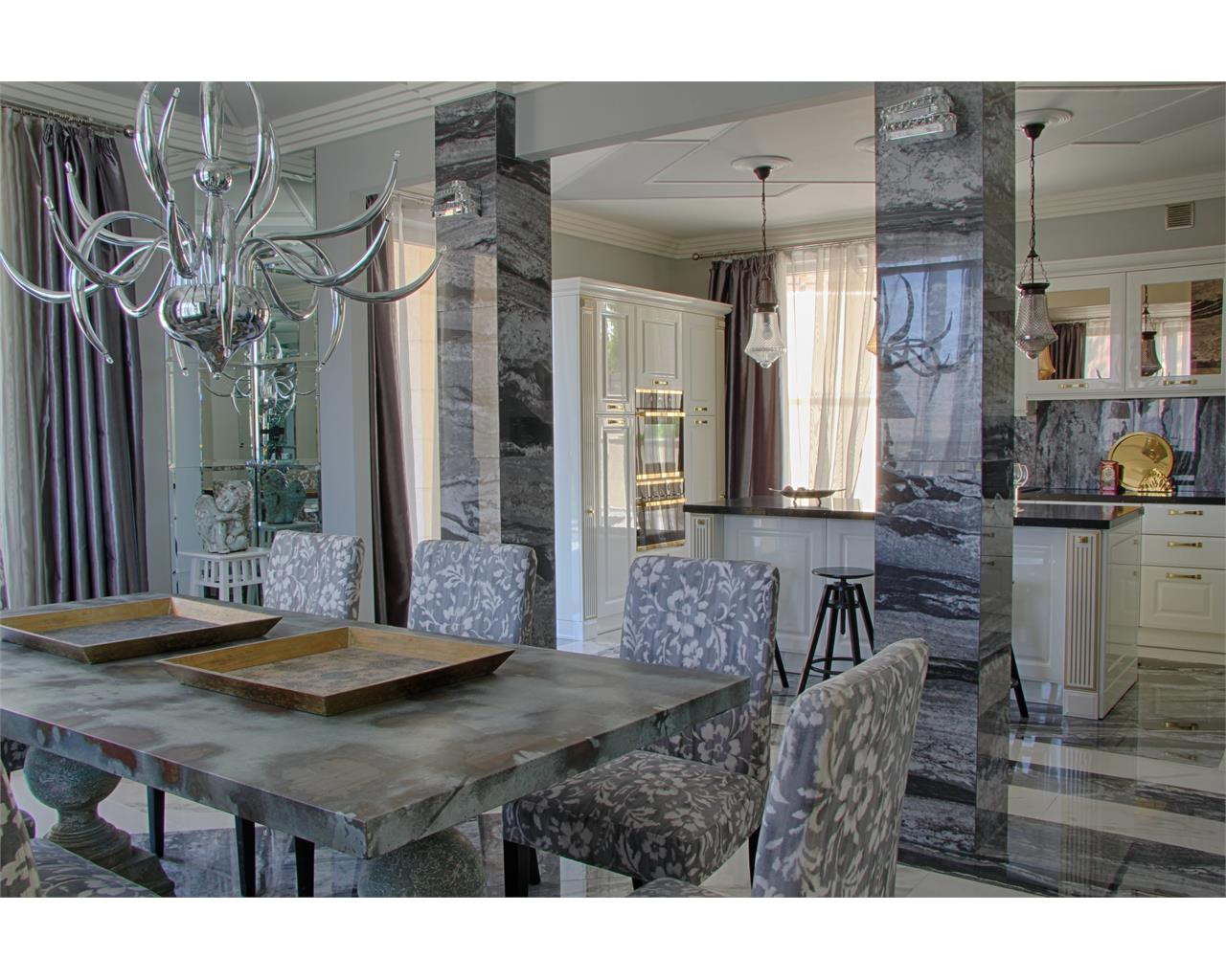 5 Bedroom House for Sale in Agios Tychonas, Limassol District
