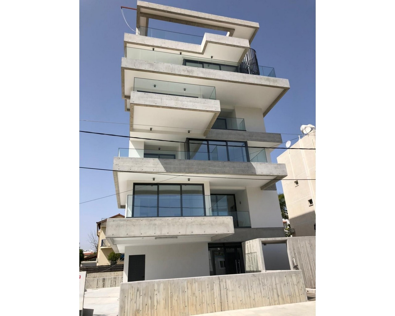 2 Bedroom Apartment for Sale in Potamos Germasogeias, Limassol District
