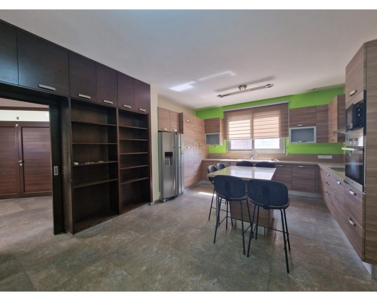 6+ Bedroom House for Sale in Limassol – Mesa Geitonia