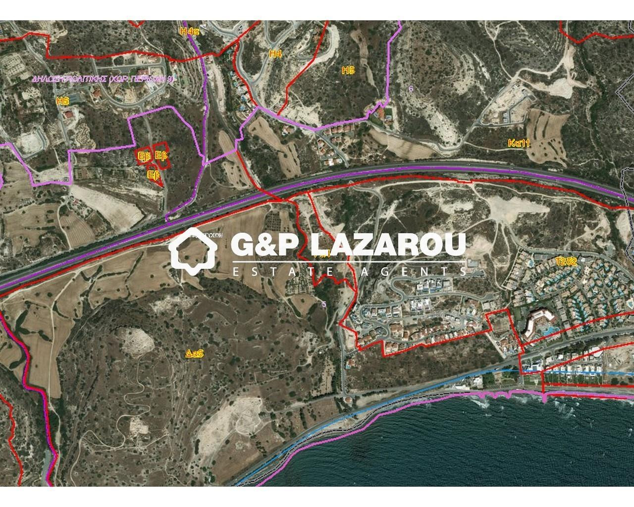 3,766m² Plot for Sale in Agios Tychonas, Limassol District
