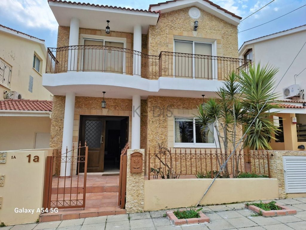 4 Bedroom House for Rent in Nicosia District