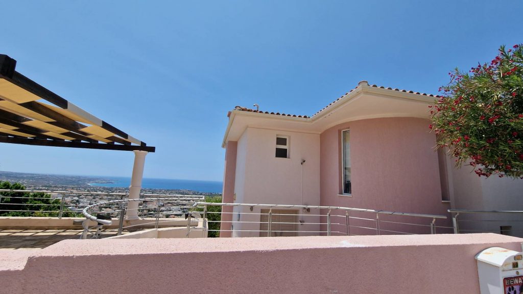 5 Bedroom House for Sale in Pegeia, Paphos District