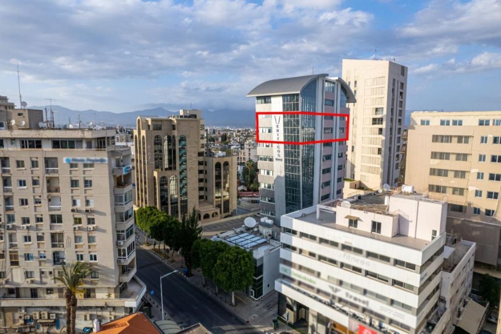 473m² Office for Sale in Nicosia – Trypiotis