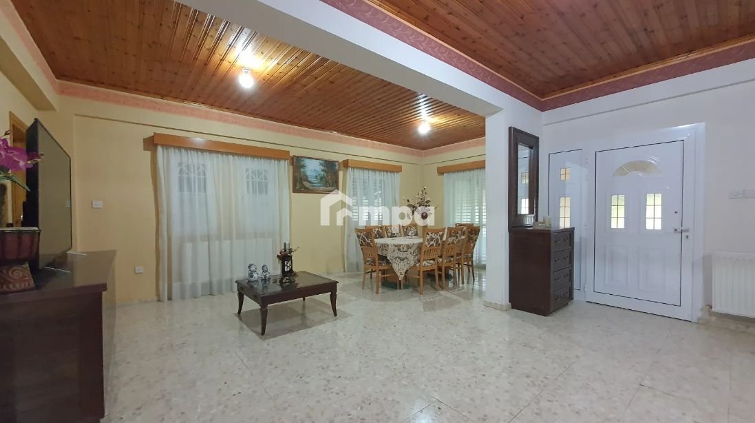 3 Bedroom House for Rent in Kokkinotrimithia, Nicosia District
