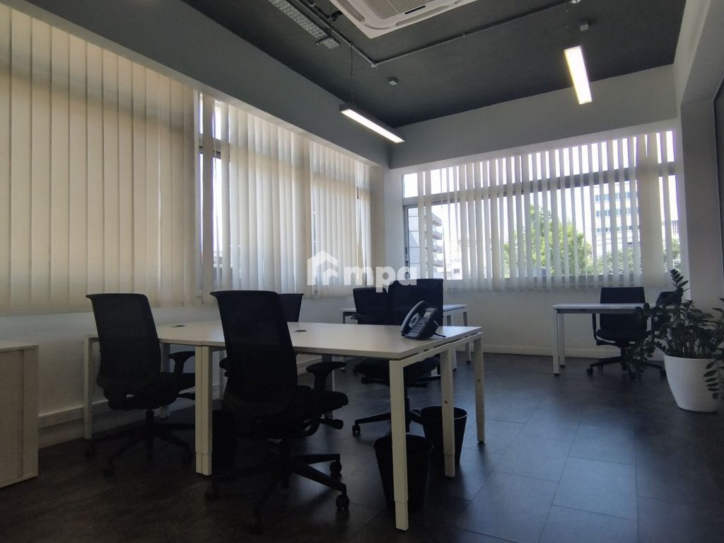150m² Office for Rent in Engomi, Nicosia District