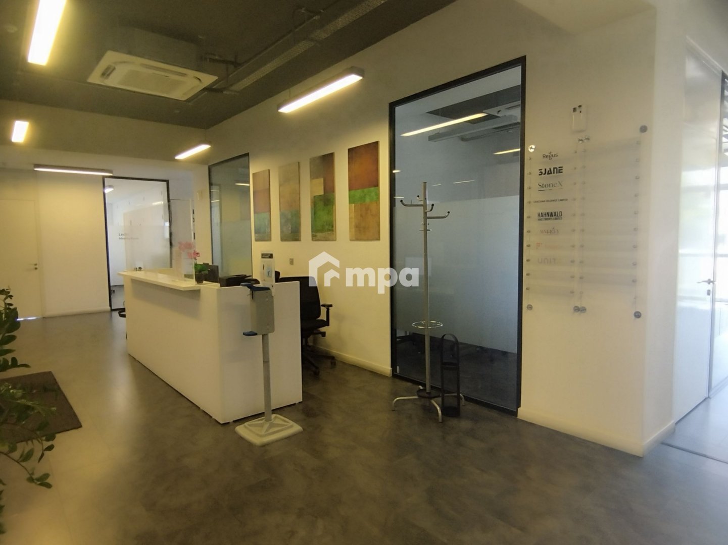 18m² Office for Rent in Engomi, Nicosia District