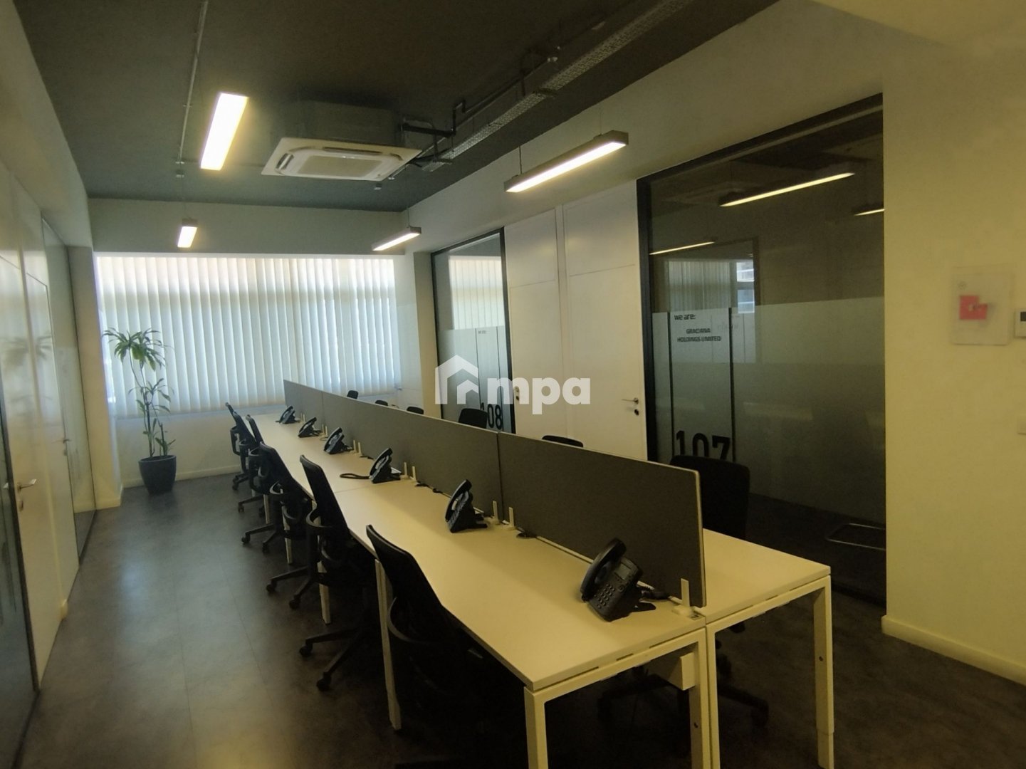 18m² Office for Rent in Engomi, Nicosia District