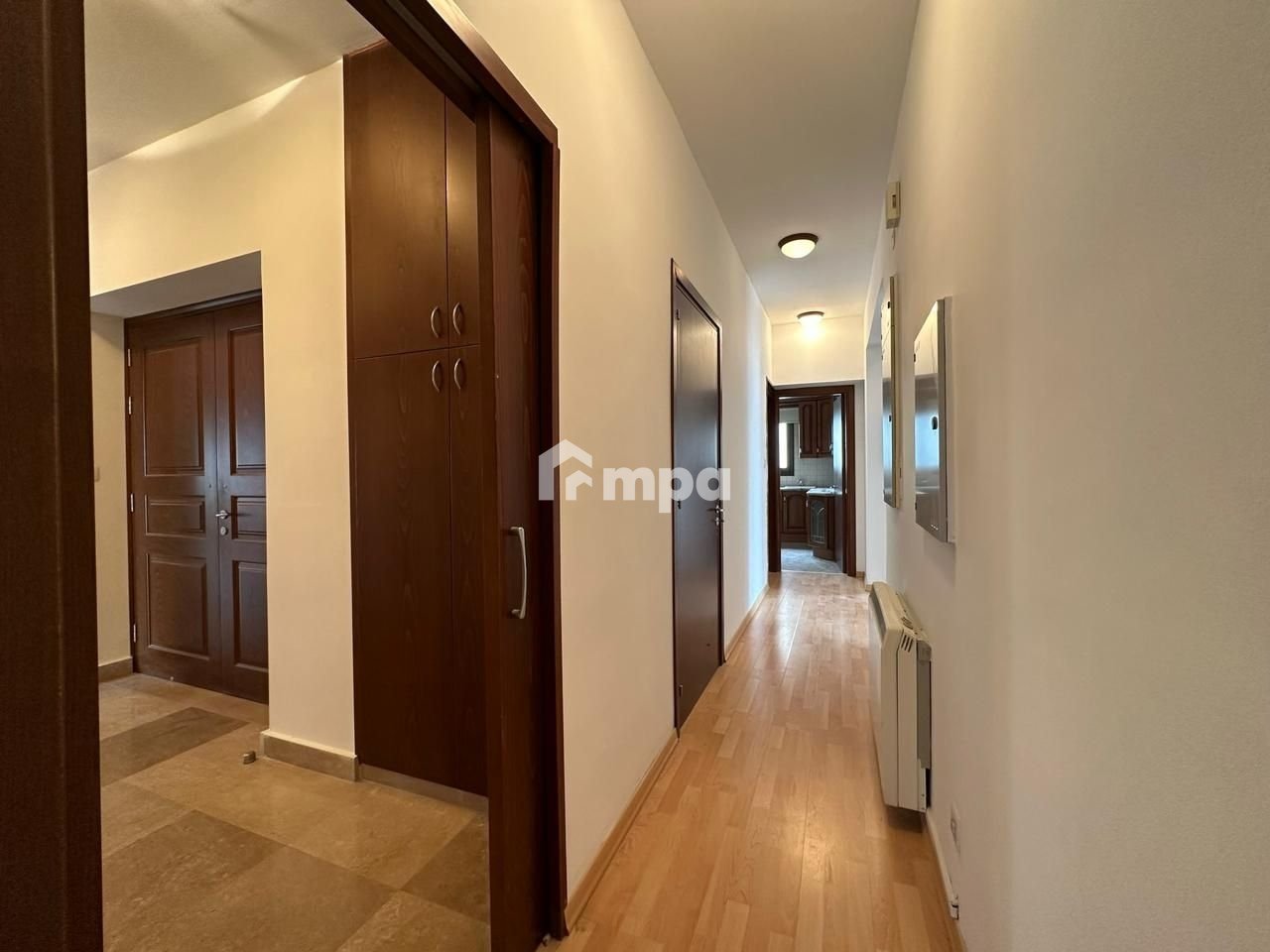 250m² Office for Rent in Agios Dometios, Nicosia District