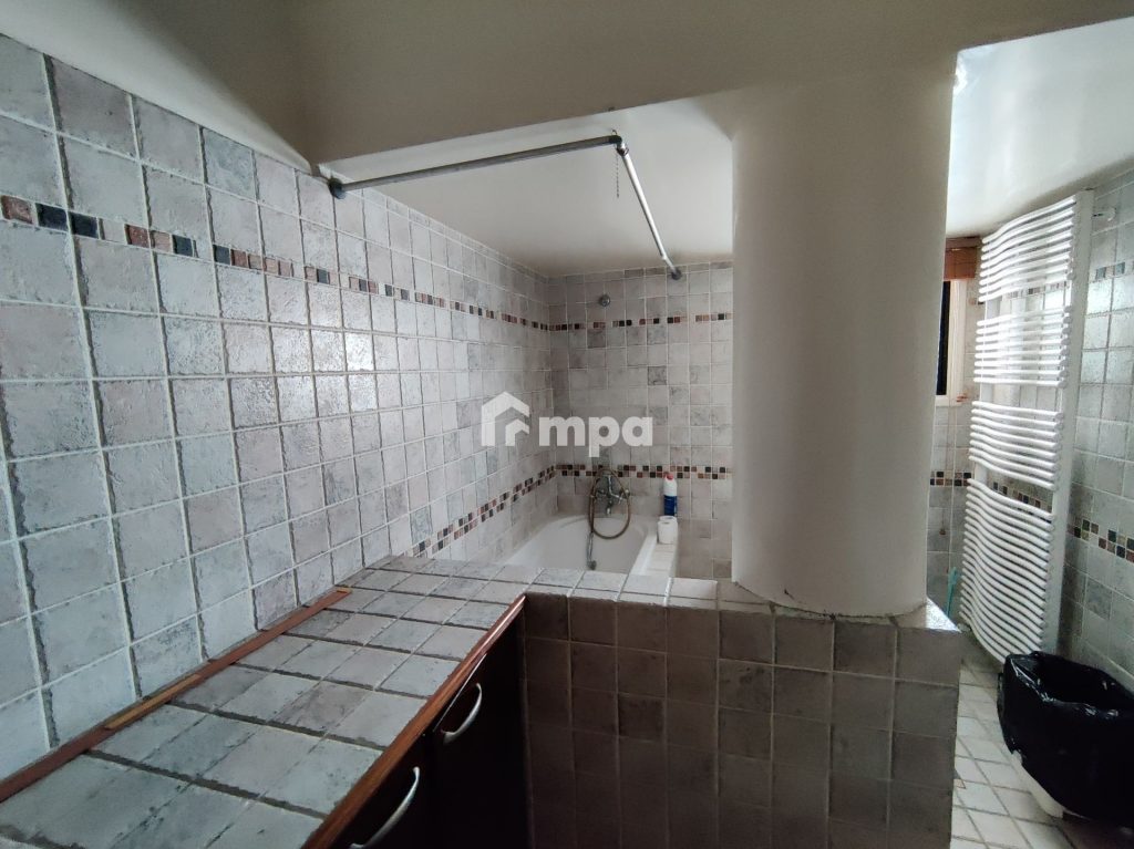 256m² Office for Rent in Nicosia District