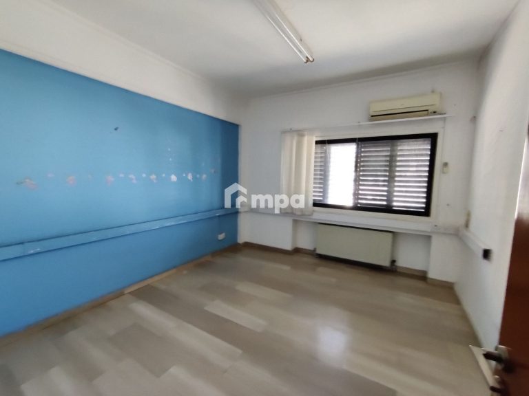 256m² Office for Rent in Nicosia District