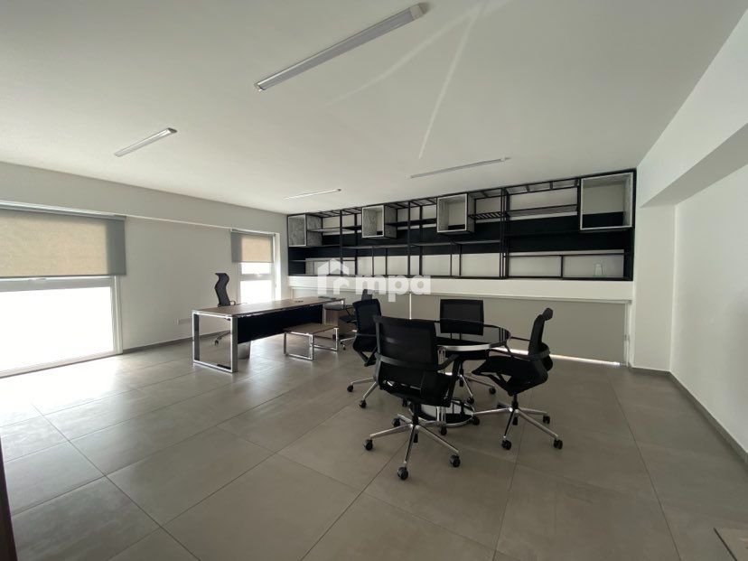 400m² Building for Rent in Agioi Omologites, Nicosia District