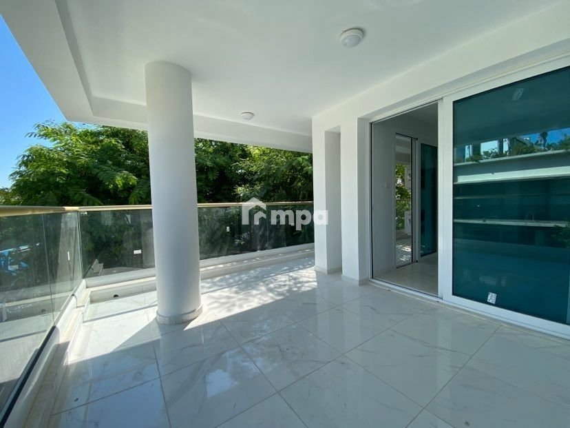 4 Bedroom Apartment for Rent in Engomi, Nicosia District