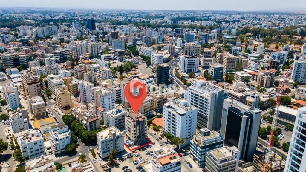 1060m² Building for Sale in Nicosia District