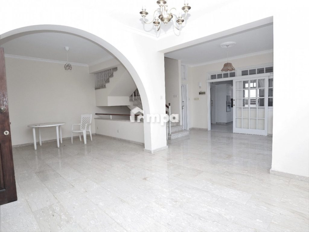 3 Bedroom House for Sale in Strovolos, Nicosia District